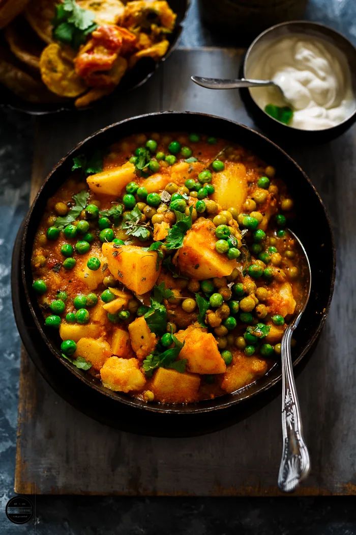 Aloo Matar (Half)